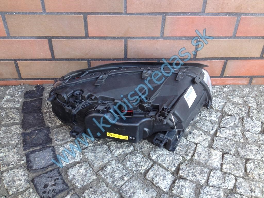 Predné ľavé Xenon svetlo VOLVO S80 V70 XC70  
